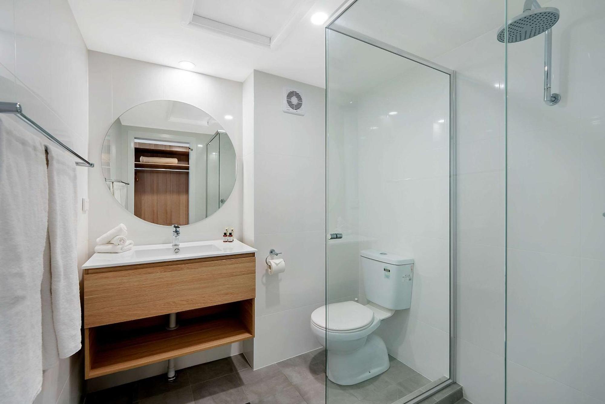 Comfort Resort Waters Edge Port Macquarie Exterior photo