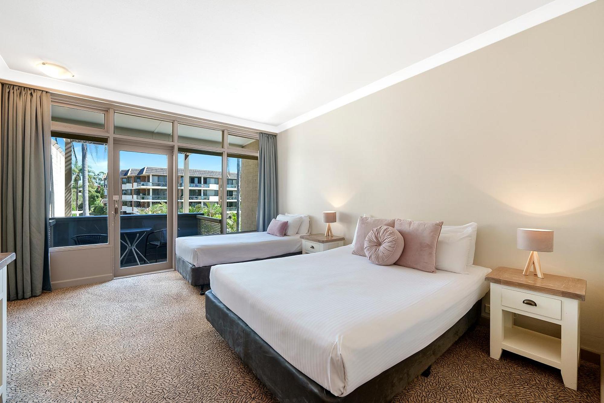 Comfort Resort Waters Edge Port Macquarie Exterior photo