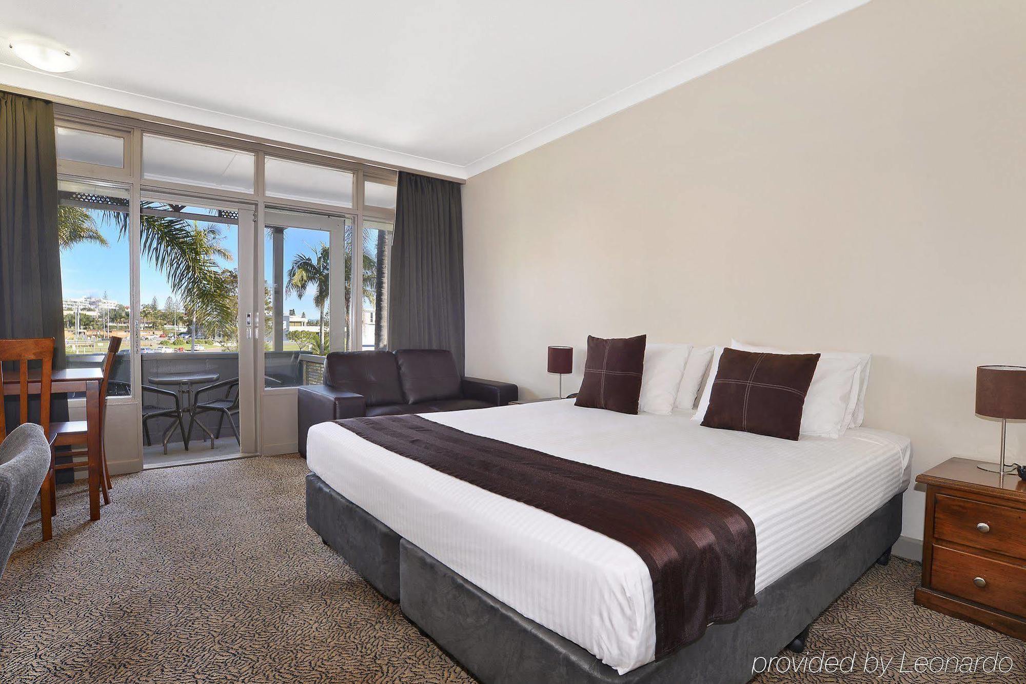 Comfort Resort Waters Edge Port Macquarie Exterior photo